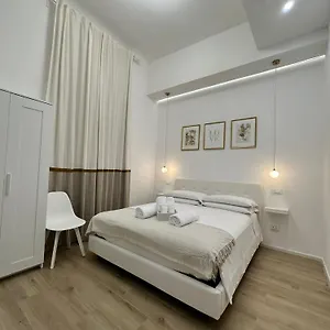 Pensión Center, La Spezia