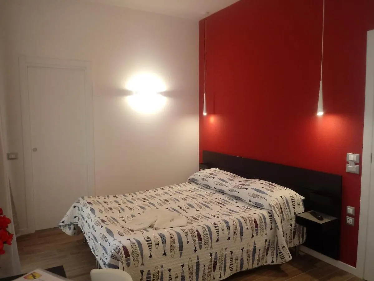 Hotel Travel House La Spezia 0*,